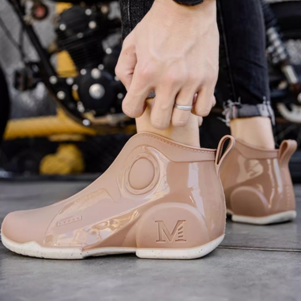 Waterproof rain boots